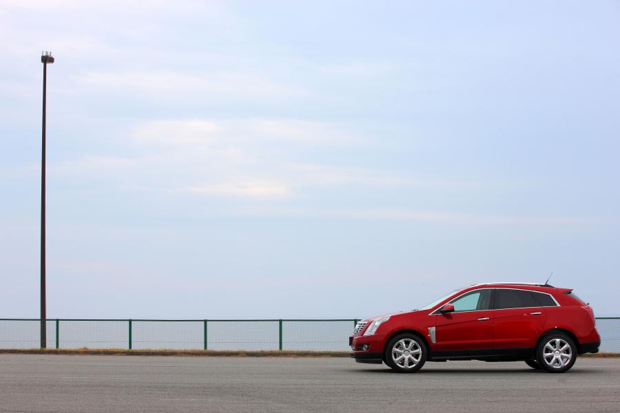  Cadillac SRX 2012 года  (JP) (фото 8 из 24)